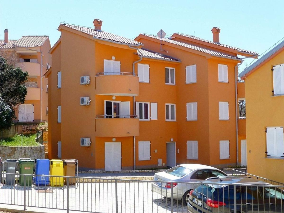 Apartments Kvesic Šilo Extérieur photo